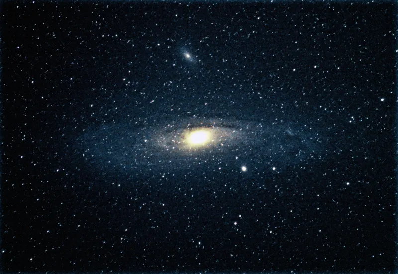 Andromedagalaxie ohne Teleskop, mit DeepSkyStacker gestackt