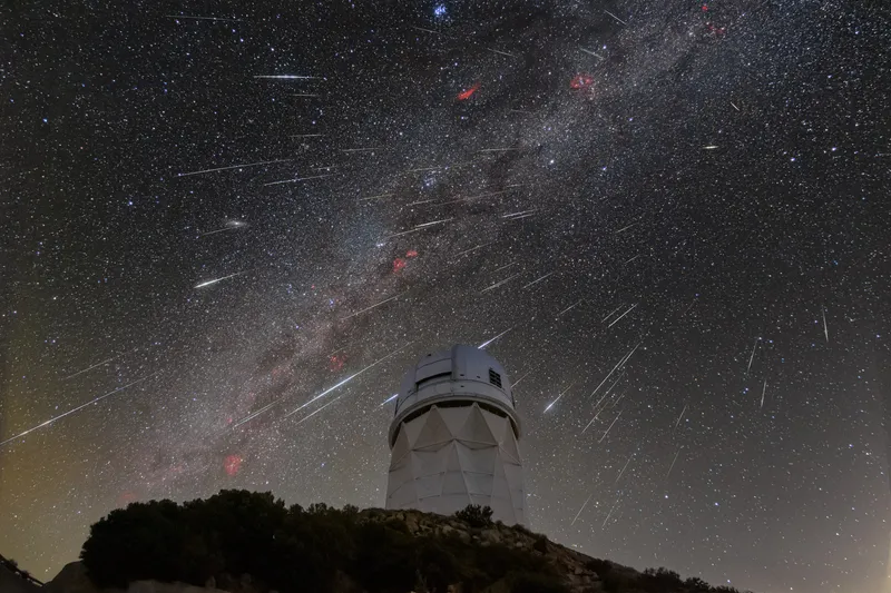 Geminiden über dem Kitt-Peak-Observatorium